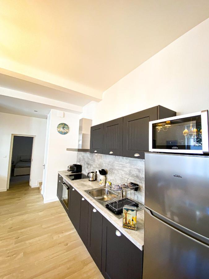 Apt Bord De Mer, Hypercentre Dinard, Parking Prive Exterior photo